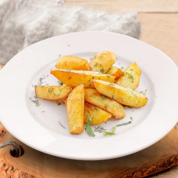 Картофель с чесноком и зеленью